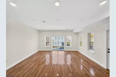 264 Hunterdon St #2, Newark, NJ 07103 - Photo 2