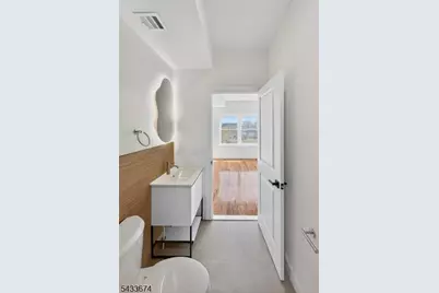 264 Hunterdon St #2, Newark, NJ 07103 - Photo 34
