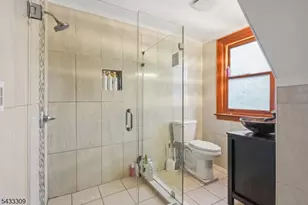 33 Sisco Pl, Clifton, NJ 07011 - Photo 16