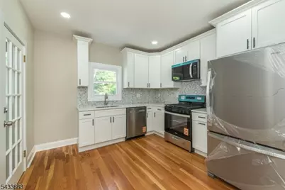 182 Union Ave, Belleville, NJ 07109 - Photo 4