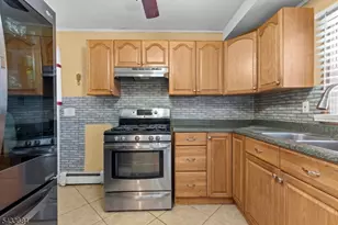 148 Locust Dr, Union Township, NJ 07083 - Photo 6