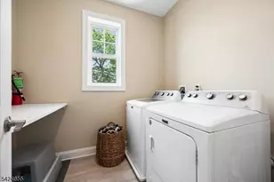 401 Mariners Pointe, Hopatcong, NJ 07843 - Photo 24