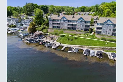 401 Mariners Pointe, Hopatcong, NJ 07843 - Photo 38