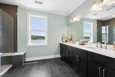 401 Mariners Pointe, Hopatcong, NJ 07843 - Photo 28