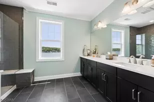 401 Mariners Pointe, Hopatcong, NJ 07843 - Photo 28