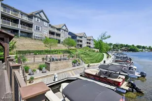 401 Mariners Pointe, Hopatcong, NJ 07843 - Photo 6