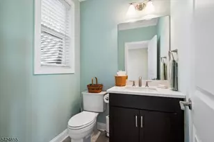 401 Mariners Pointe, Hopatcong, NJ 07843 - Photo 22