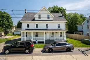 22 Decatur St, Knowlton Township, NJ 07832 - Photo 2
