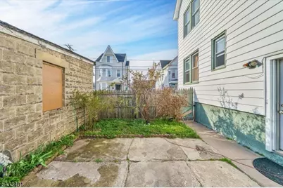 217 Lily St, Paterson, NJ 07522 - Photo 26
