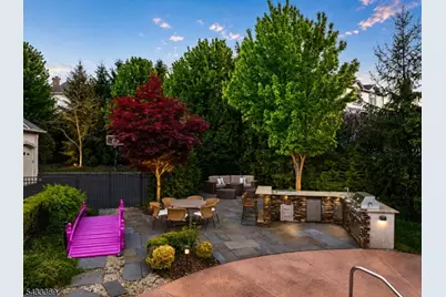 9 Lafayette Dr, Livingston, NJ 07039 - Photo 6