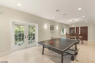 9 Lafayette Dr, Livingston, NJ 07039 - Photo 32