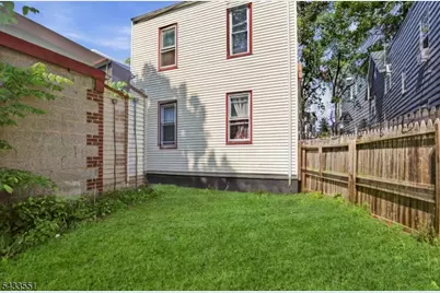 28 Underwood St, Newark, NJ 07106 - Photo 26
