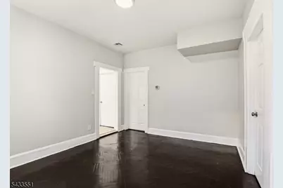 28 Underwood St, Newark, NJ 07106 - Photo 10