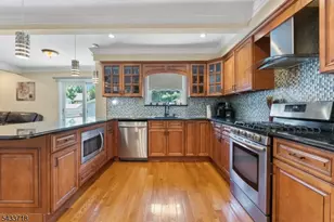 13 Ogden Rd, Belleville, NJ 07109 - Photo 8