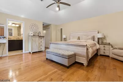 13 Ogden Rd, Belleville, NJ 07109 - Photo 28