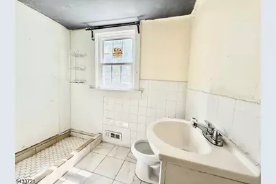 659 S 2nd St, Plainfield, NJ 07060 - Photo 22