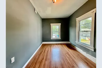 659 S 2nd St, Plainfield City, NJ 07060 - Photo 12