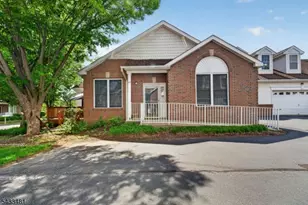 21 Samson Dr, Raritan Township, NJ 08822 - Photo 4