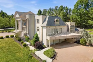 1 Brighton Ct, Livingston, NJ 07039 - Photo 2