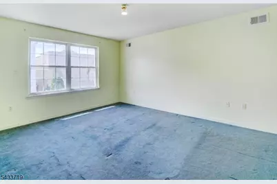 92 E Bigelow St, Newark, NJ 07114 - Photo 10