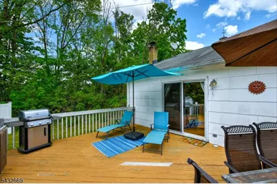 25 Carol Dr, Vernon Twp., NJ 07418 - Photo 32