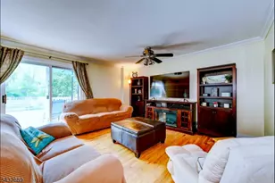 25 Carol Dr, Vernon Twp., NJ 07418 - Photo 14
