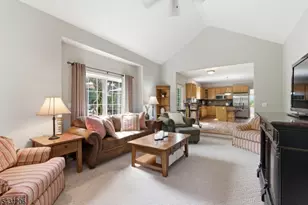 8 Links Ct, Sparta Township, NJ 07871 - Photo 10