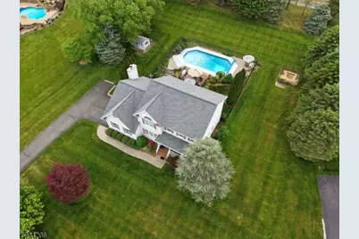 8 Links Ct, Sparta Township, NJ 07871 - Photo 4