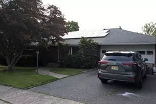 49 Kipp Ave, Elmwood Park, NJ 07407 - Photo 2