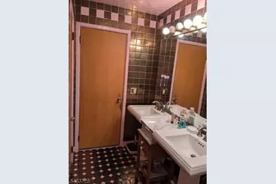 49 Kipp Ave, Elmwood Park, NJ 07407 - Photo 18