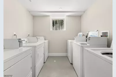 250 Snyder St #1, Orange, NJ 07050 - Photo 8