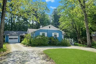 23 Cottonwood Ct, Hardyston Township, NJ 07460 - Photo 2