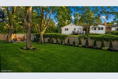 5 Lois Ave, East Brunswick Township, NJ 08816 - Photo 30