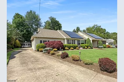 7 Vultee Dr, Florham Park, NJ 07932 - Photo 2