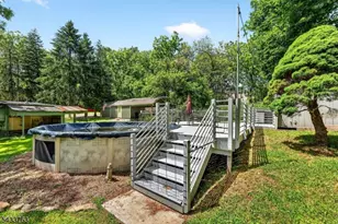 28 Old Clinton Rd, Raritan Township, NJ 08822 - Photo 32
