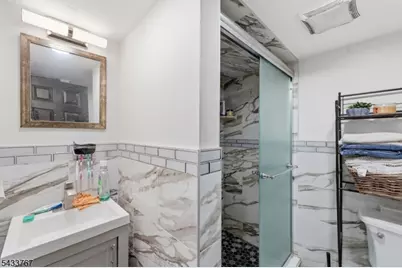 334 1st Ave, Elizabeth, NJ 07206 - Photo 20