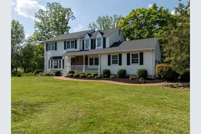301 Heritage Dr, Readington, NJ 08889 - Photo 4