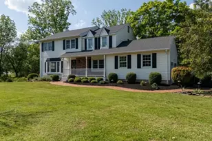 301 Heritage Dr, Readington, NJ 08889 - Photo 4