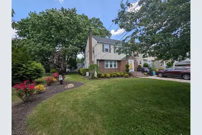 1113 Harding Rd, Elizabeth, NJ 07208 - Photo 2