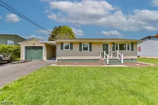 164 Carpentersville Rd, Phillipsburg, NJ 08865 - Photo 1