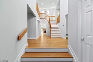 26 Sherwood Dr, Mountain Lakes, NJ 07046 - Photo 2