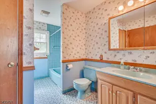 106 Winding Rd, Woodbridge Township, NJ 08830 - Photo 14