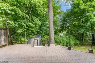 10 Iroquois Trail, Denville, NJ 07834 - Photo 20