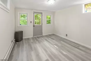10 Iroquois Trail, Denville, NJ 07834 - Photo 16
