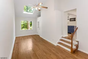 10 Iroquois Trail, Denville, NJ 07834 - Photo 2