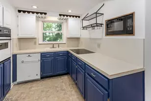 10 Iroquois Trail, Denville, NJ 07834 - Photo 8