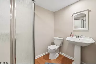 208 Wyoming St, Westfield, NJ 07090 - Photo 20