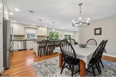 208 Wyoming St, Westfield, NJ 07090 - Photo 6