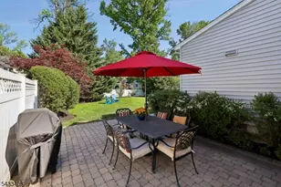 208 Wyoming St, Westfield, NJ 07090 - Photo 22