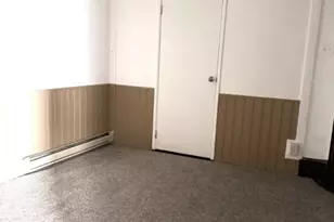 100 Main St - Front Apt, Newton, NJ 07860 - Photo 14